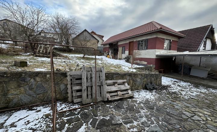 Rodinný dom v obci Odorín, okr. Sp. Nová Ves - fotografia 32