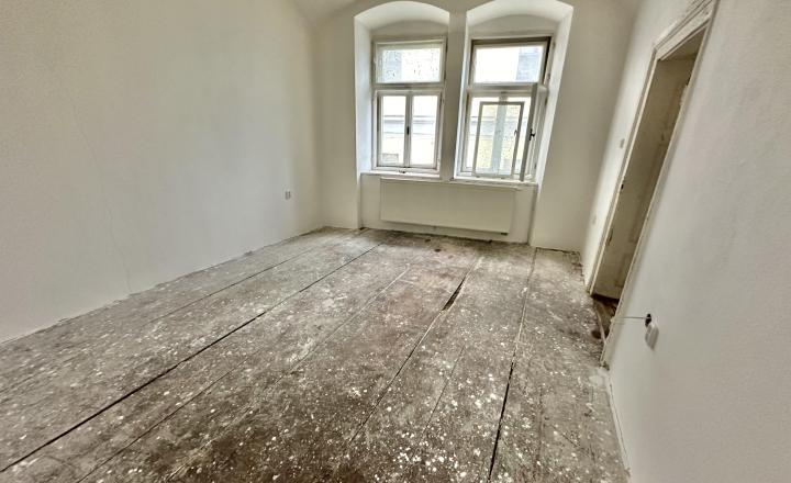 Rodinný dom centrum v Levoči - fotografia 15