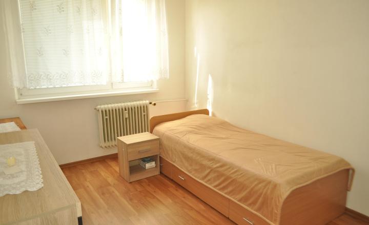 Byt 3+1 s loggiou, Levoča - fotografia 18