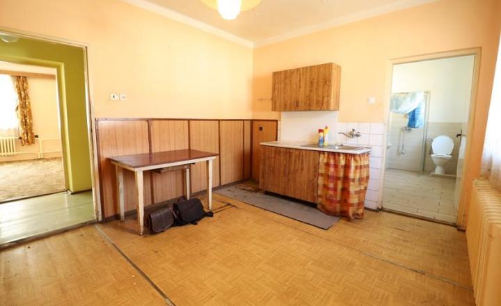 Rodinný dom v obci Rudňany - fotografia 9