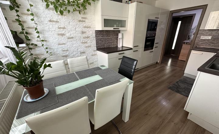 Byt 4+1 s dvomi loggiami Spišské Podhradie, okr. Levoča - fotografia 6