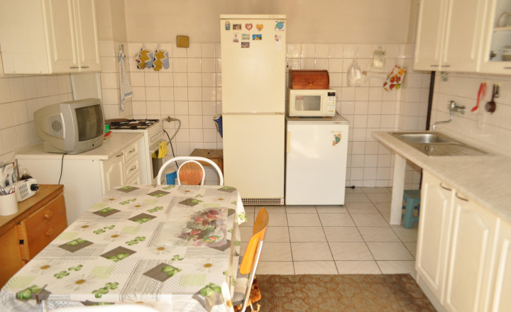 Rodinný dom v meste Krompachy - fotografia 14
