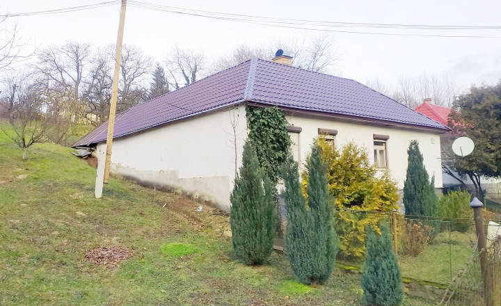 PREDANÉ - Rodinný dom alebo chalúpka pod lesom, 892 m2, Remetské Hámre - fotografia 10