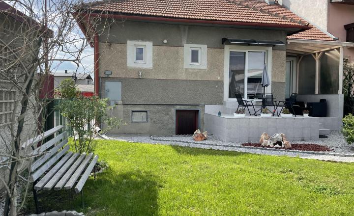 Rodinný dom v blízkosti centra mesta Sp. Nová Ves - fotografia 43