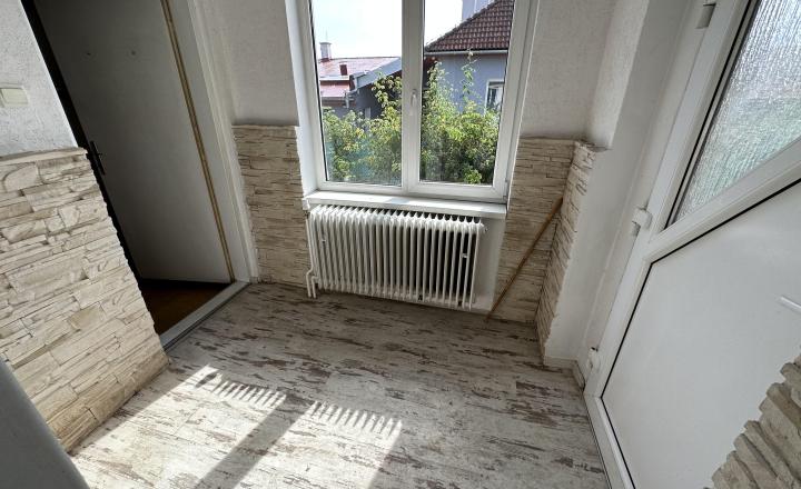 Rodinný dom v blízkosti centra mesta Sp. Nová Ves - fotografia 50