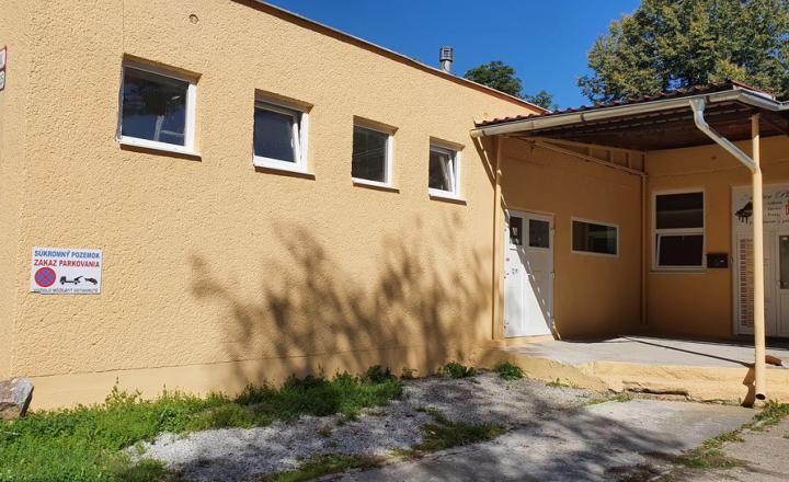 Priestor na prenájom na sídl. Tarča, Sp. Nová Ves - fotografia 1