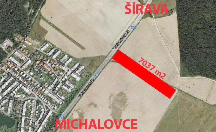 Veľký Pozemok na Stráňanoch v Michalovciach (Vinianska cesta) - fotografia 1