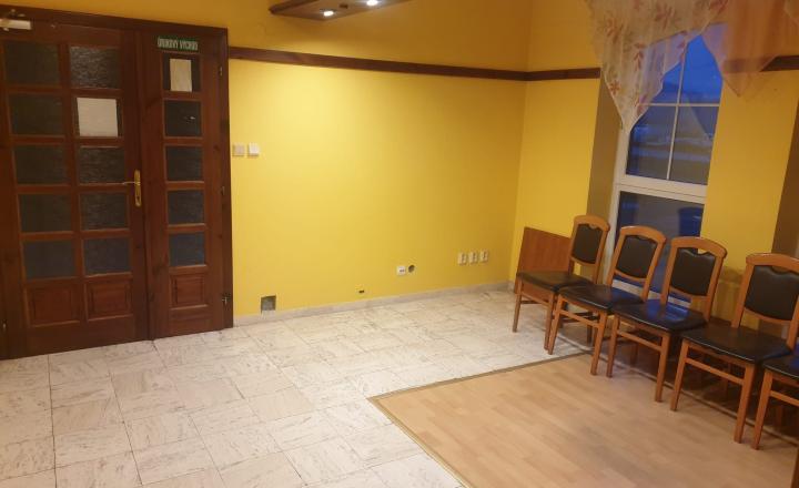 Prenájom kancelárskych priestorov v blízkosti centra mesta Spišská Nová Ves - fotografia 4