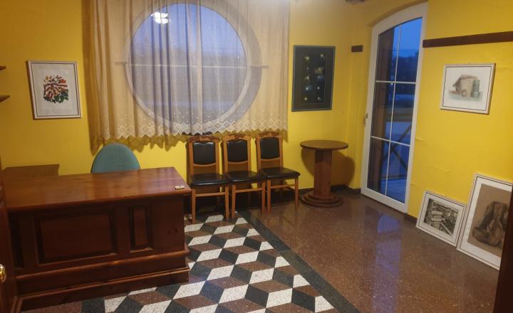 Prenájom kancelárskych priestorov v blízkosti centra mesta Spišská Nová Ves - fotografia 8