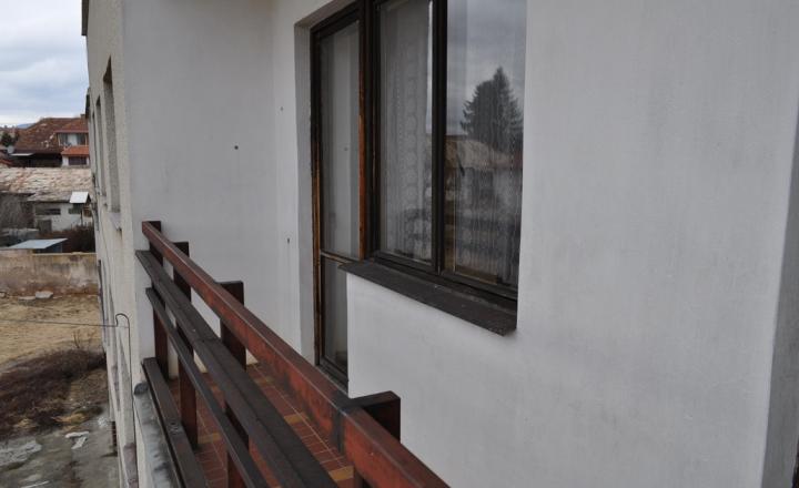 Bytový dom v obci Arnutovce, okr. Spišská Nová Ves - fotografia 19