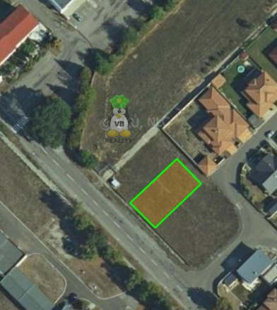PREDANÉ- Stavebný pozemok v širšom centre mesta,500 m2, Michalovce - fotografia 1