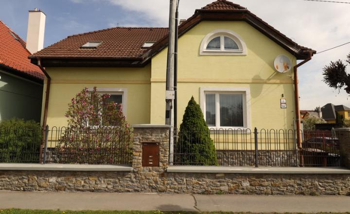Rodinný dom v centre mesta Spišská Nová Ves - fotografia 1