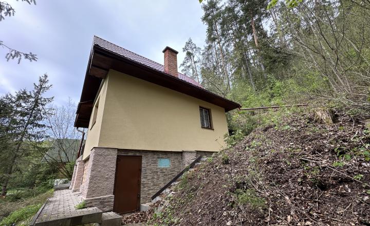 Chata s pozemkom na Čingove, okr. Sp. Nová Ves - fotografia 22