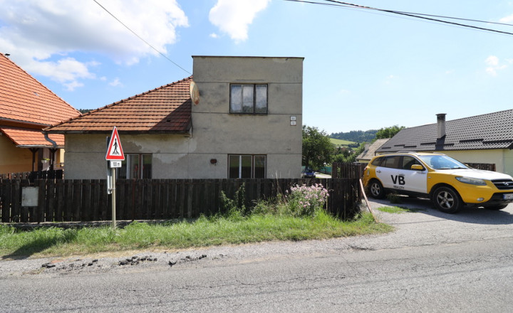 Rodinný dom v obci Harichovce, okres Spišská Nová Ves - fotografia 1