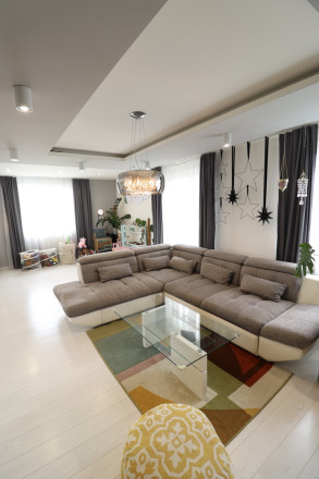 4 – izbový mezonetový byt s balkónom v centre mesta Spišská Nová Ves - fotografia 13