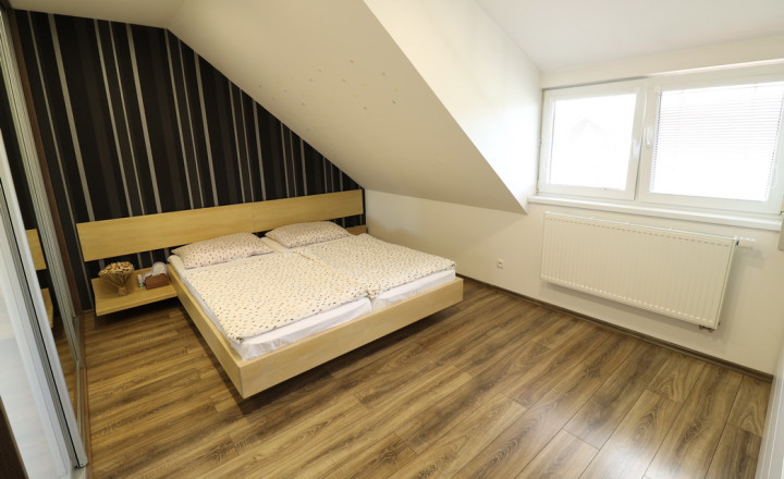 4 – izbový mezonetový byt s balkónom v centre mesta Spišská Nová Ves - fotografia 35
