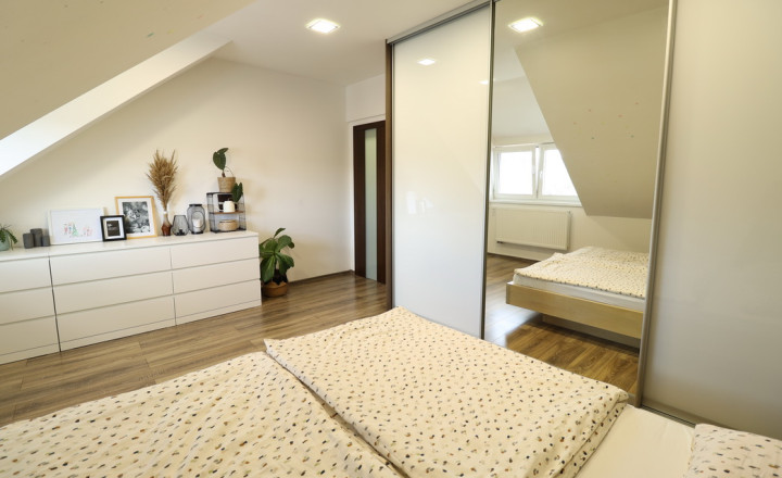 4 – izbový mezonetový byt s balkónom v centre mesta Spišská Nová Ves - fotografia 39
