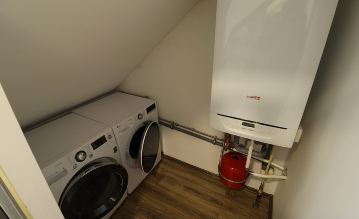 4 – izbový mezonetový byt s balkónom v centre mesta Spišská Nová Ves - fotografia 51