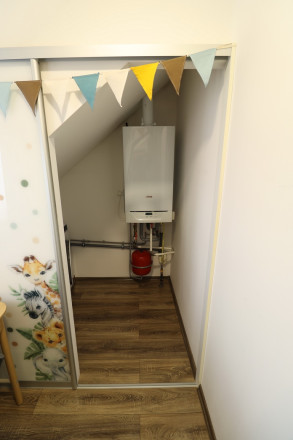 4 – izbový mezonetový byt s balkónom v centre mesta Spišská Nová Ves - fotografia 50