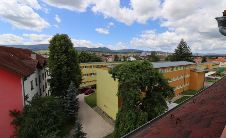 4 – izbový mezonetový byt s balkónom v centre mesta Spišská Nová Ves - fotografia 60