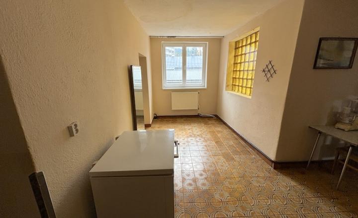 Rodinný dom v Krompachoch - REZERVOVANÉ - fotografia 15