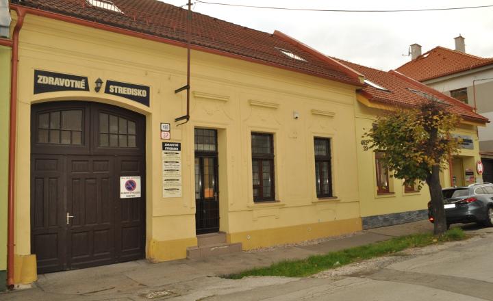 Prenájom priestorov v centre mesta Sp. Nová Ves - fotografia 9