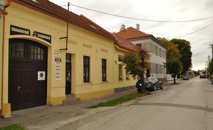 Prenájom priestorov v centre mesta Sp. Nová Ves - fotografia 11