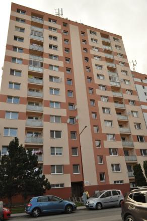 Byt 3+1 s loggiou sídlisko Západ 1, Sp. Nová Ves - fotografia 1