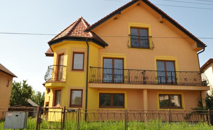 Rodinný dom v obci Hrabušice, okr. Sp.Nová Ves - fotografia 1