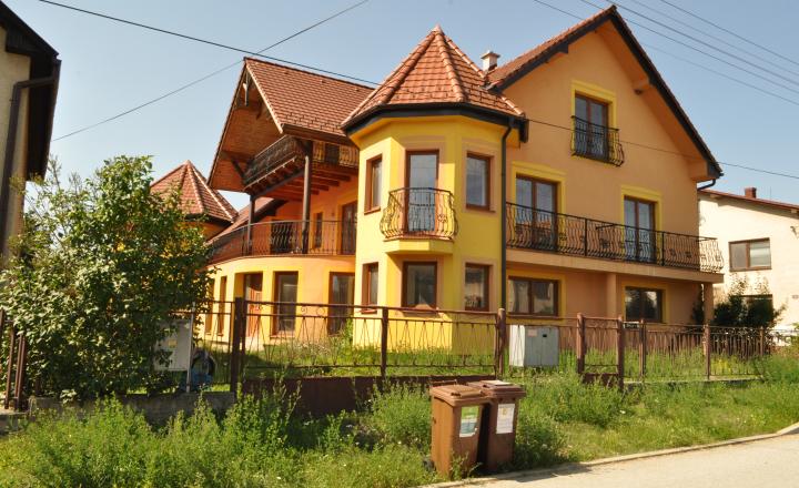 Rodinný dom v obci Hrabušice, okr. Sp.Nová Ves - fotografia 3