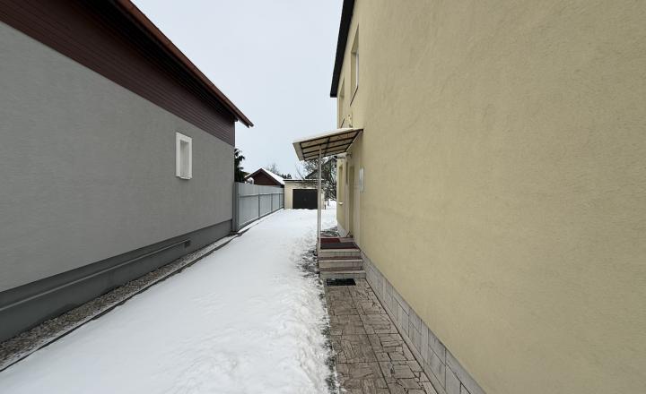 Rodinný dvojdom v Spišských Vlachoch - fotografia 4