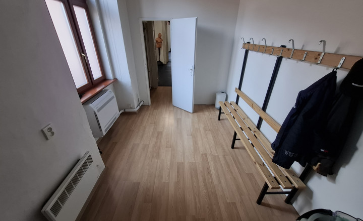 Priestory na prenájom priamo na námestí – Spišská Nová Ves - fotografia 14