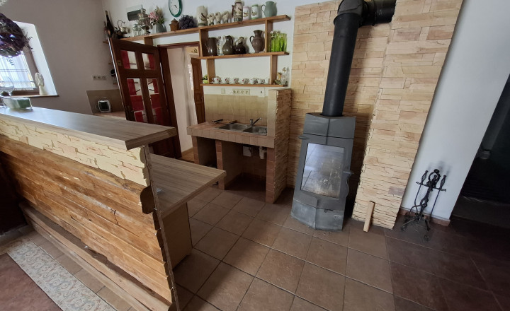 Podnikateľský objekt so strategickou polohou v obci Žehra - fotografia 18