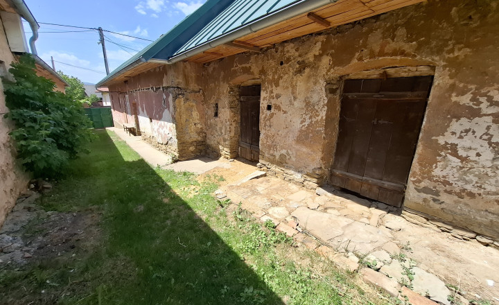 Rodinný domček s rôznym využitím - Letanovce - fotografia 35