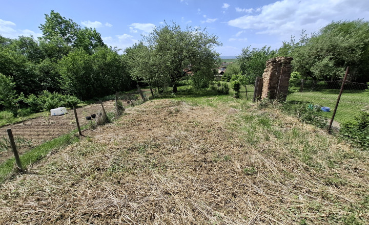 Rodinný domček s rôznym využitím - Letanovce - fotografia 40