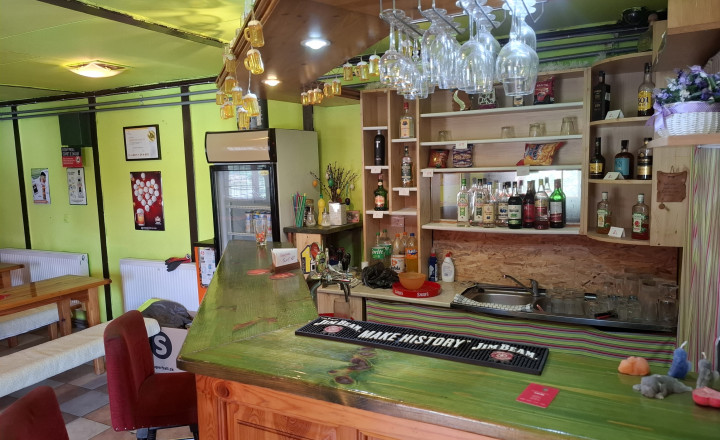 Podnikateľský objekt s pozemkom v obci Markušovce - fotografia 14