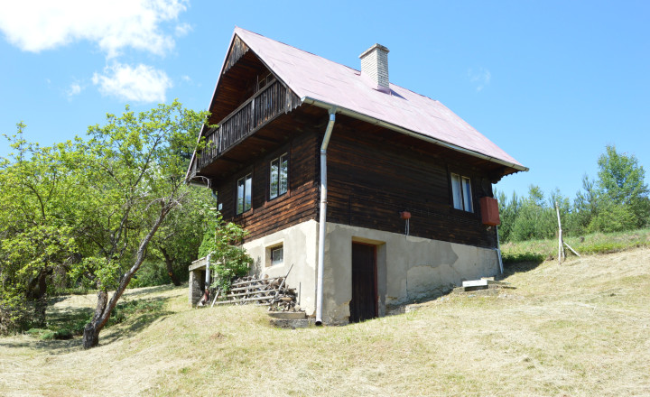 Pozemok s drevenicou v lokalite Jamnický Mlyn - fotografia 9