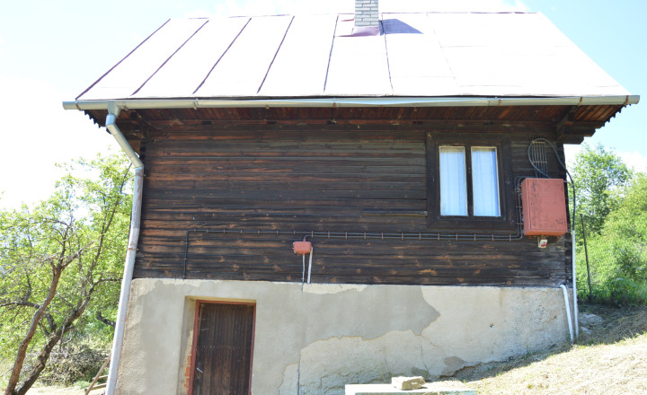 Pozemok s drevenicou v lokalite Jamnický Mlyn - fotografia 17