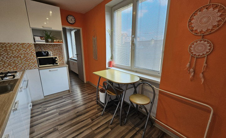 2-izbový byt v centre mesta, Spišská Nová Ves - fotografia 3