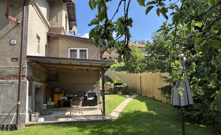 Rodinný dom v obci Rudňany, okr. Sp. Nová Ves - fotografia 3