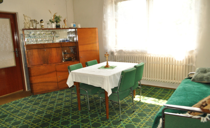 Rodinný dom v meste Spišská Nová Ves - fotografia 9
