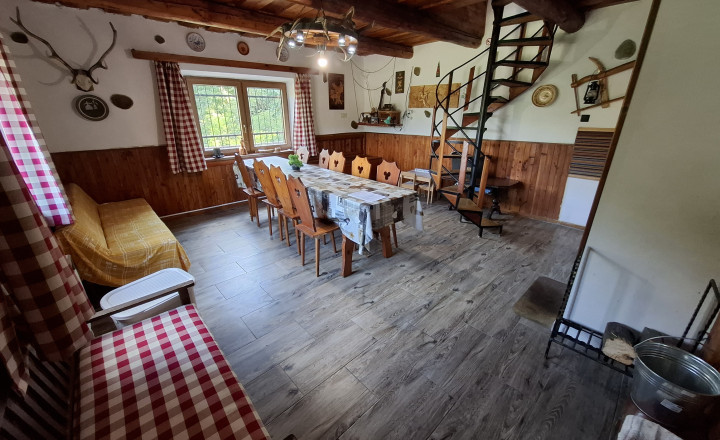 Veľkorysá chata s výnimočným súkromím v objatí prírody - fotografia 7