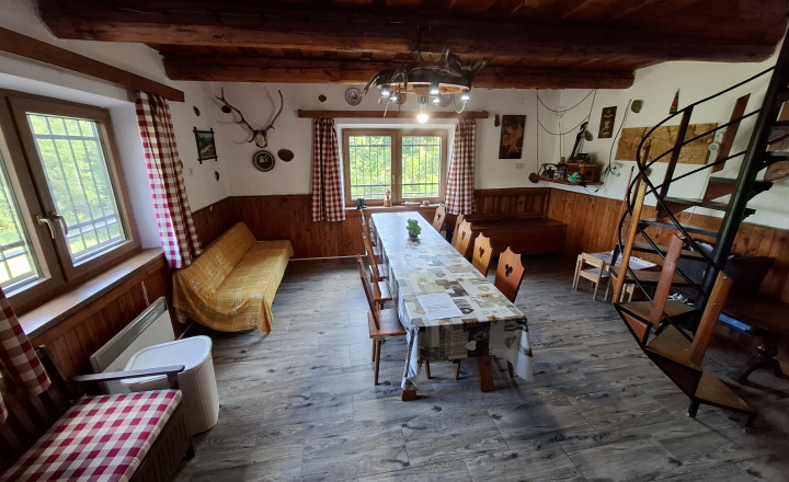 Veľkorysá chata s výnimočným súkromím v objatí prírody - fotografia 9
