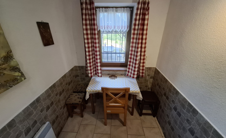 Veľkorysá chata s výnimočným súkromím v objatí prírody - fotografia 19