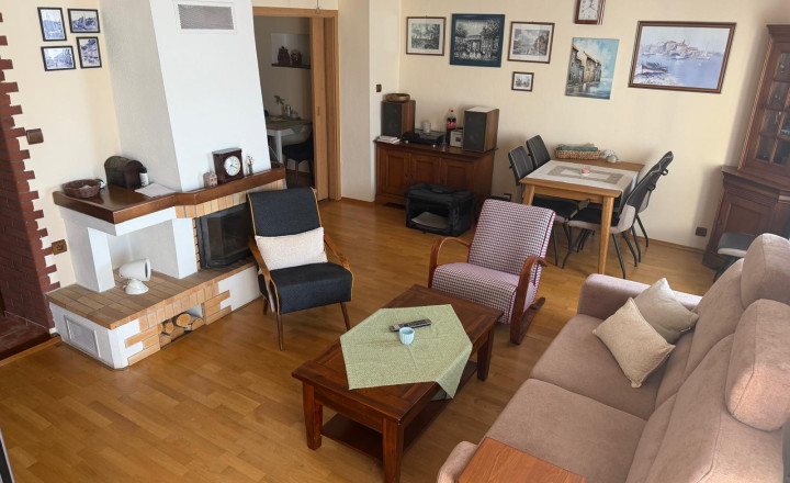 Mezonetový byt 5+1 centrum, Spišská Nová Ves - fotografia 16