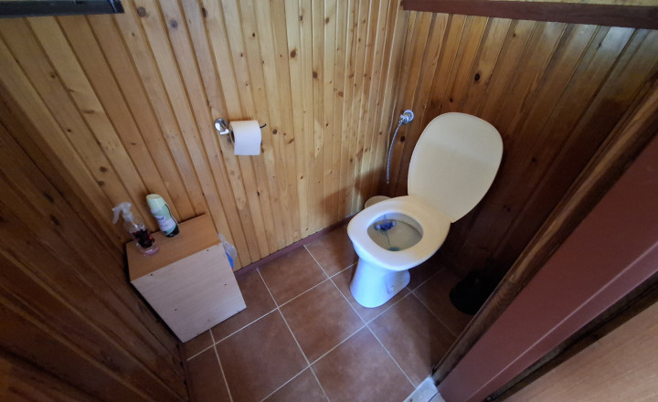 Záhrada s murovanou chatou a altánkom – Levoča - fotografia 28
