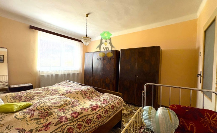 Poschodový rodinný dom v Pozdišovciach - fotografia 12