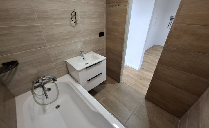 3-izbový byt s loggiou po kompletnej rekonštrukcii - Západ 1 - fotografia 29