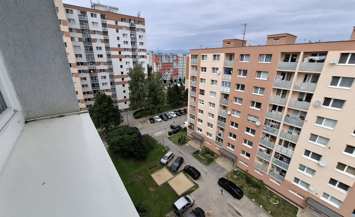 3-izbový byt s loggiou po kompletnej rekonštrukcii - Západ 1 - fotografia 37