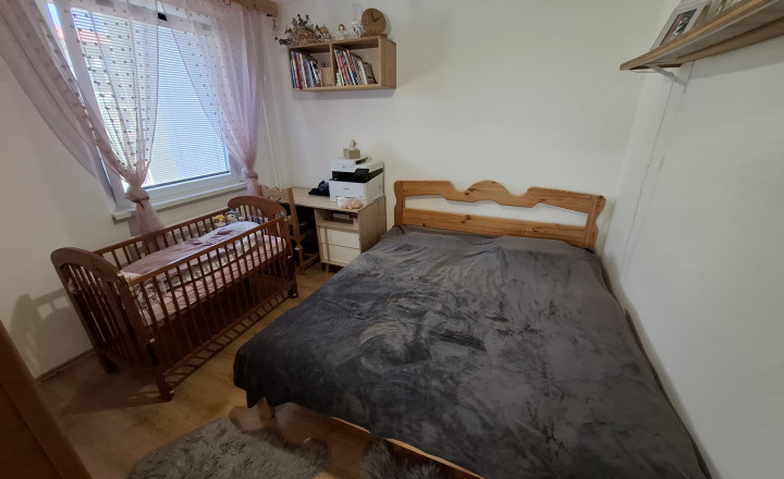 2-izbový byt s loggiou na sídlisku JUH - Kežmarok - fotografia 7